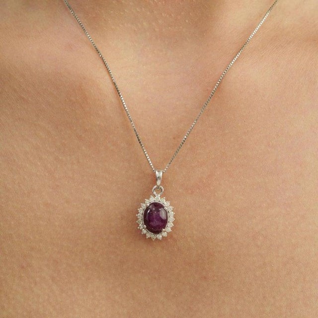 Oval Star 7.71 Ct Ruby Solitaire Pendant With Diamond Halo in Center For Sale - Image 9 of 15