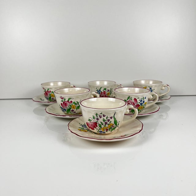 White Coffee Cups with Saucers in Streetlight Pattern from KG Lunéville, 1980s, Set of 12 For Sale - Image 8 of 11