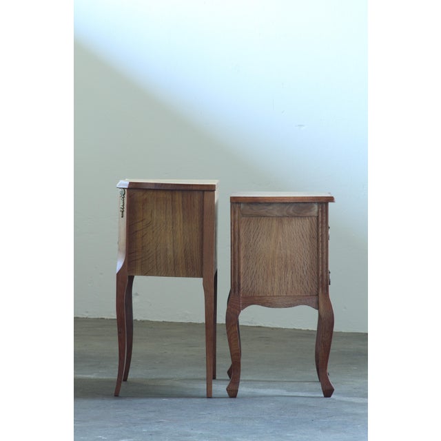1960s Vintage Danish Oak Nightstands with Hand-Carved Drawer Fronts, 1970s, Set of 2 For Sale - Image 5 of 18