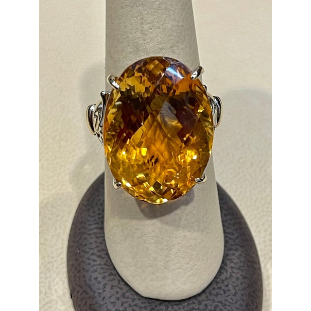 34 Ct Natural Oval Checker Board Citrine Cocktail Ring 14 Kt Yellow Gold, Estate For Sale - Image 9 of 18
