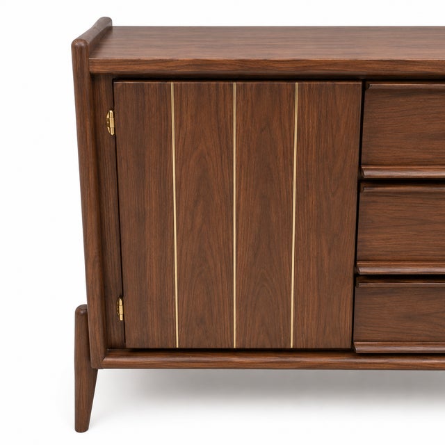 Mid-Century Modern Mid Century Walnut Dresser For Sale - Image 3 of 6