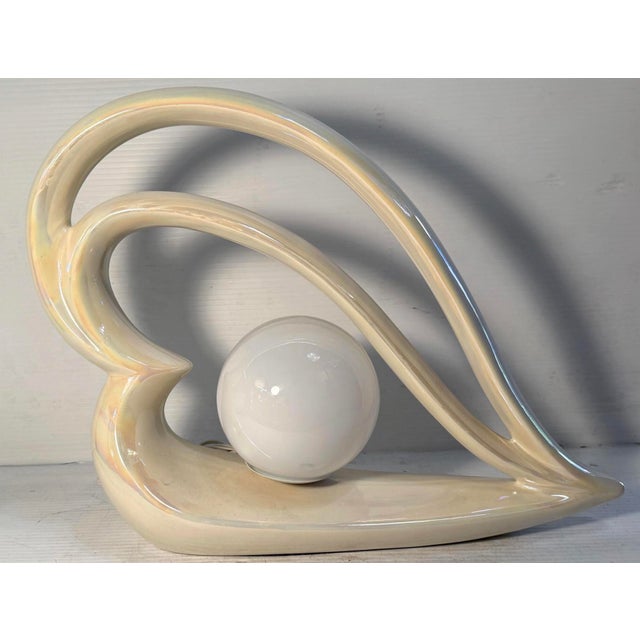 Late 20th Century Pearlescent Art Deco Heart Lamps - a Pair For Sale In New York - Image 6 of 9