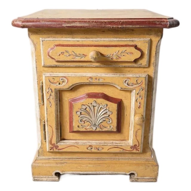Italian Lacquered, and Hand Painted Nightstands For Sale