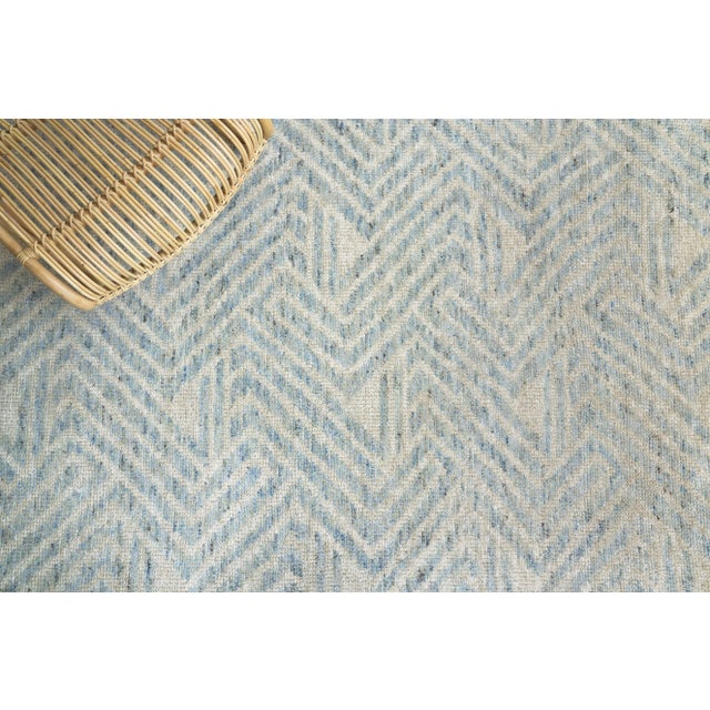 Wood Exquisite Rugs Eaton Hand-Knotted New Zealand Wool & Bamboo Silk Ivory/Blue Rug-9'X12' For Sale - Image 7 of 8