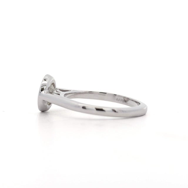 1.01 Carat Round Diamond Vintage Bezel 14k White Gold Solitaire Ring, Size 5.25 For Sale - Image 4 of 8