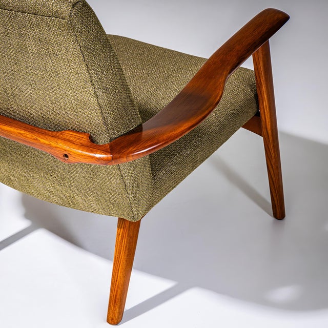 Wood Pair of Lounge Chairs, Probably Italy, Mid-20th Century For Sale - Image 7 of 18