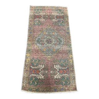 Turkish Yastik Rug 1'8" x 3'5" For Sale
