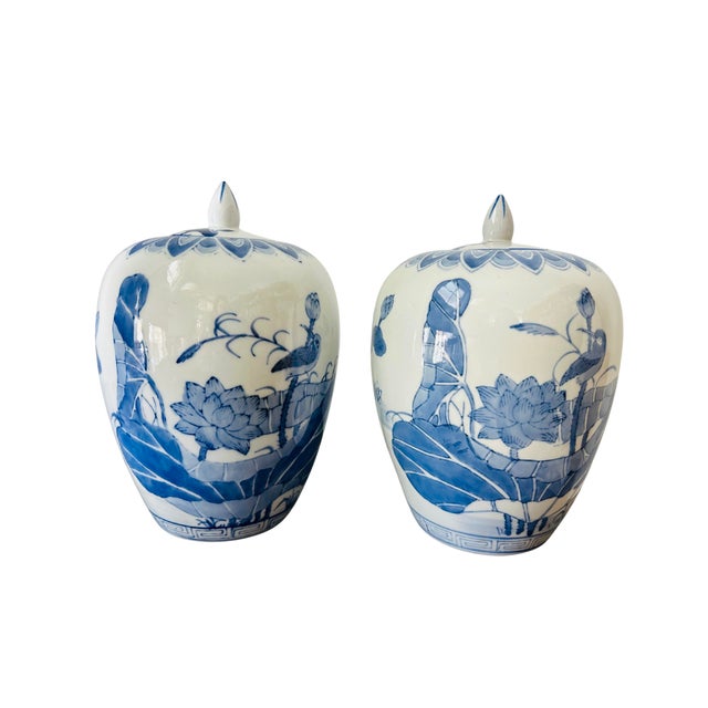 Pair of Vintage Chinese Blue & White Porcelain Ginger Jars With Lids | Chinoiserie Lotus & Bird Motif | Hand-Painted Cobalt Decor For Sale - Image 6 of 9