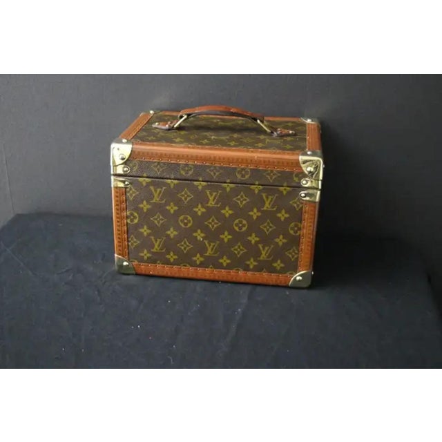 Louis Vuitton Small Vanity Case from Louis Vuitton, 1980s For Sale - Image 4 of 17