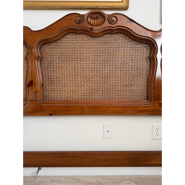 French Country 1980s Ethan Allen Chateau Normandy King Cane & Pine Bed Pediment Headboard For Sale - Image 3 of 12