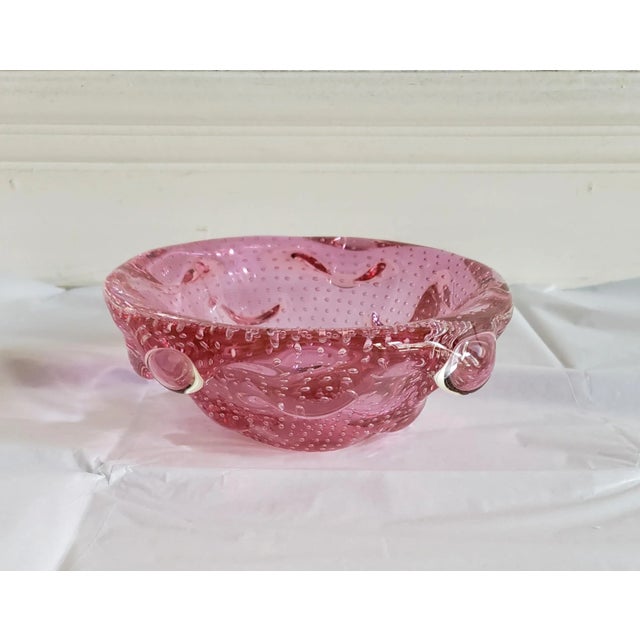 Mid-Century Modern 1950s Archimede Seguso Pink Raspberry Murano Attributed Glass Bullicante Bowls - Set of 2 For Sale - Image 3 of 12