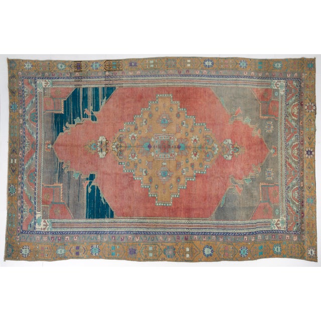 1950s Oushak Bohemian Handknotted Colourful Rug For Sale - Image 4 of 4