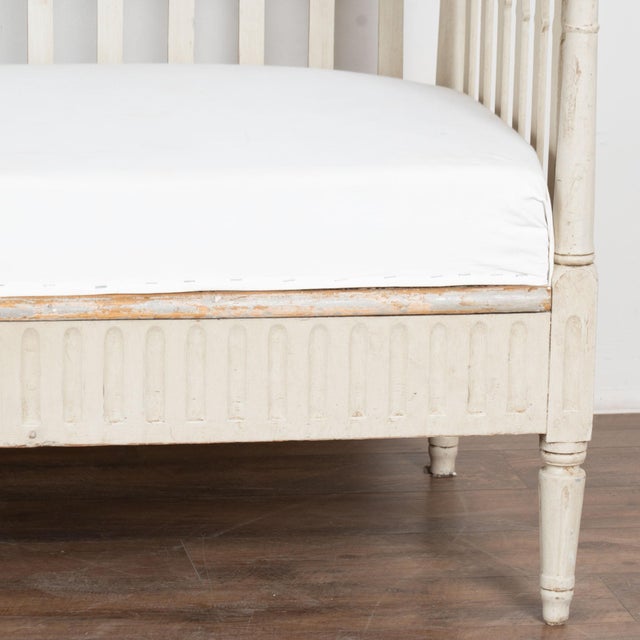 19th Century Swedish Gustavian White Painted Pine Bench Settee With Slat Back For Sale - Image 12 of 13
