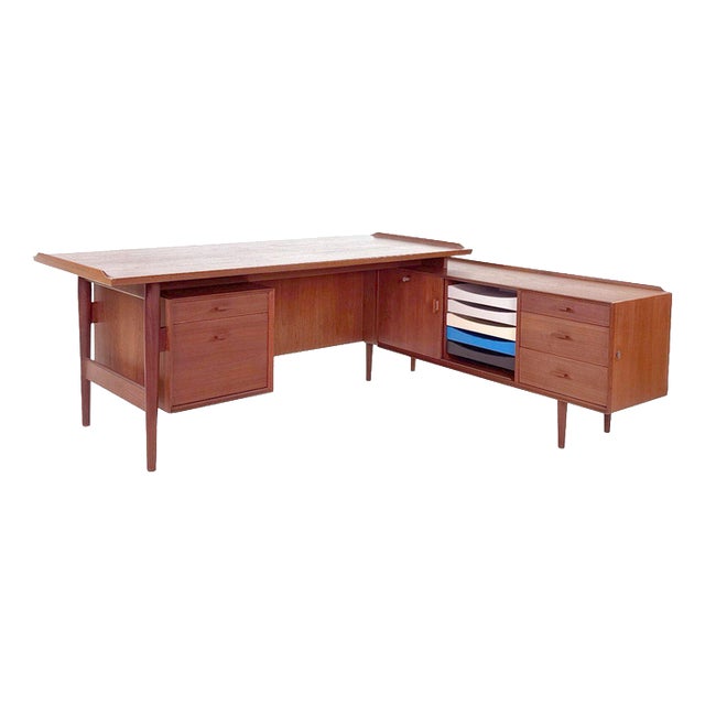 Model 209 Executive Desk by Arne Vodder for Sibast, 1970 For Sale