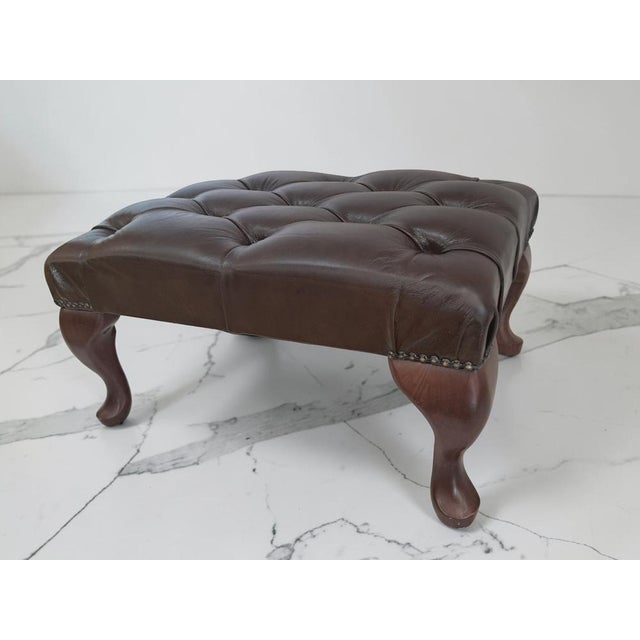 Vintage Brown Buttoned Leather Chesterfield Ottoman, 1980s For Sale - Image 10 of 12