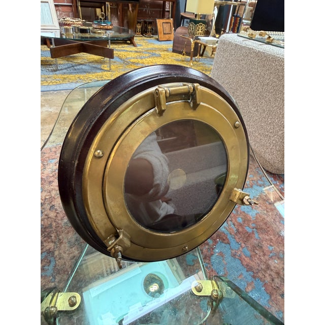 Italian Brass and Wood Round Picture Frame, Italy, 1970s For Sale - Image 4 of 8