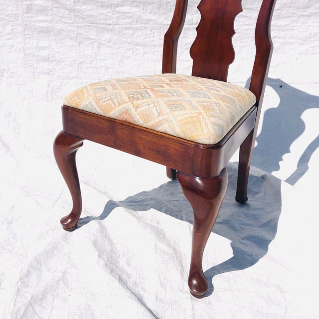 1990s Henredon "Salem" Queen Anne Style Solid Cherry Dining/Side Chair