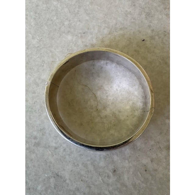 Vintage Sterling Silver Hinge Bangle Bracelet For Sale - Image 4 of 5