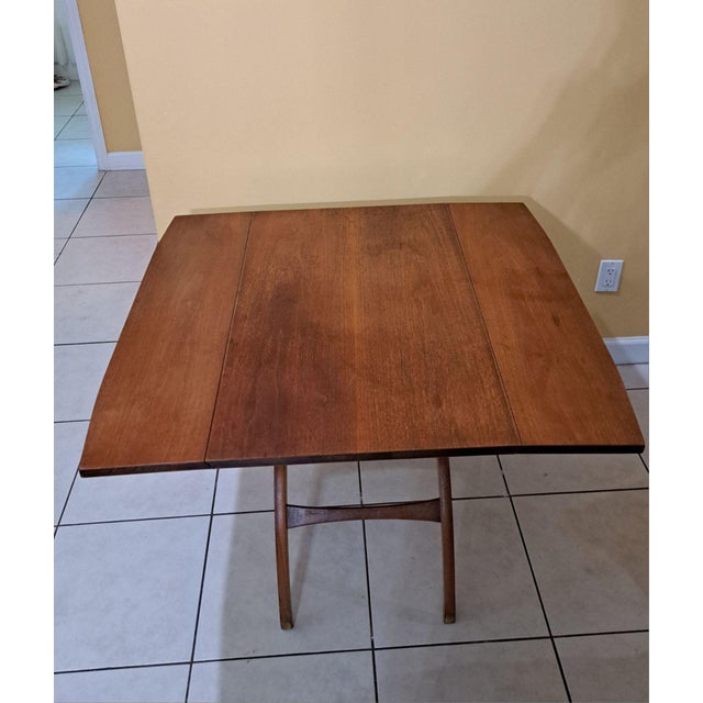 Mid 20th Century MCM Adjustable Elevator Table Coffee to Dining Solid Wood Drop Leaf X‑Frame Base For Sale - Image 5 of 10