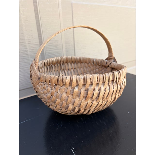 Brown Antique American Splint Oak Basket With Handled Form, Late 19th Century For Sale - Image 8 of 13