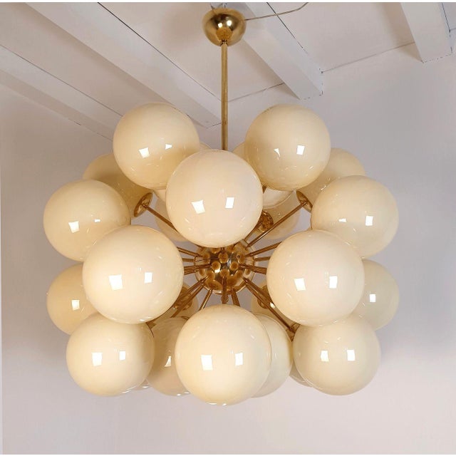Mid-Century Modern 1990s Mid Century Modern, Beige Glass Sputnik Chandelier For Sale - Image 3 of 11