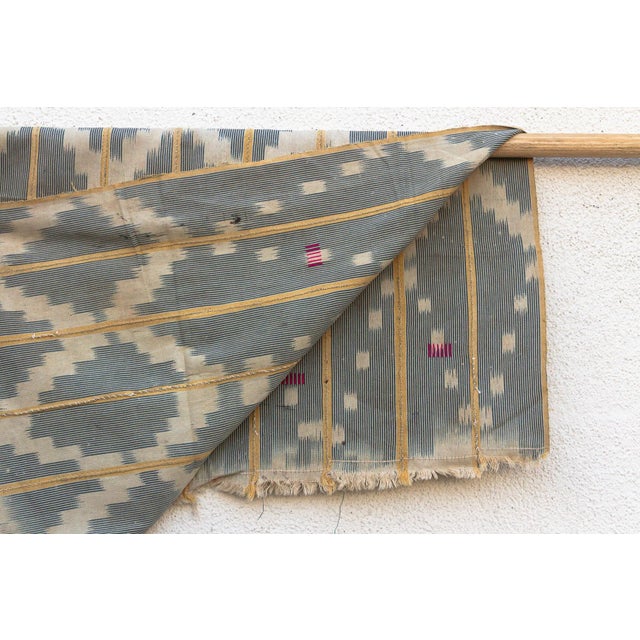 Vintage Baoule African "Bandama Chevron" Ikat Throw For Sale In Los Angeles - Image 6 of 7