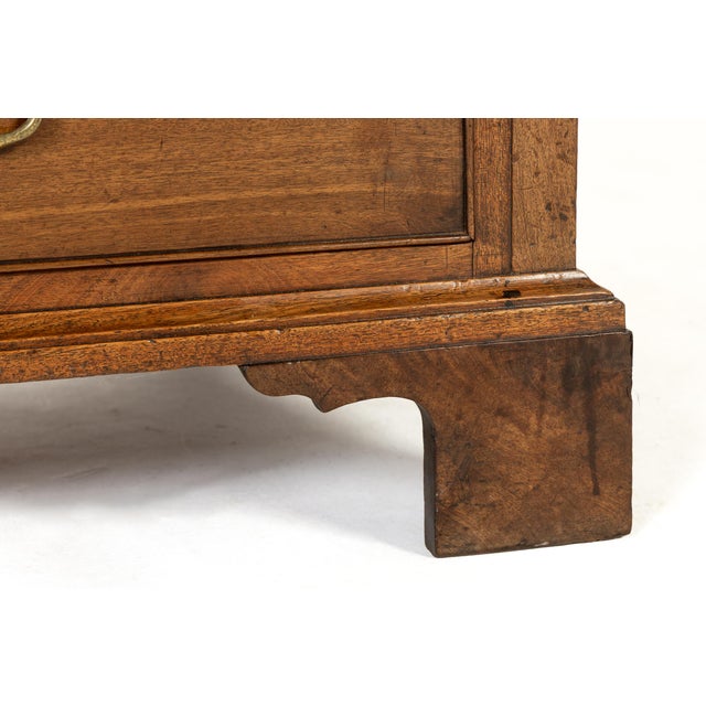 18th Century English George III Mahogany Chest of Drawers For Sale - Image 6 of 10