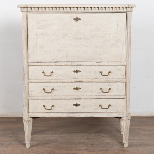 19th Century White Swedish Gustavian Secretary Bureau For Sale - Image 4 of 11