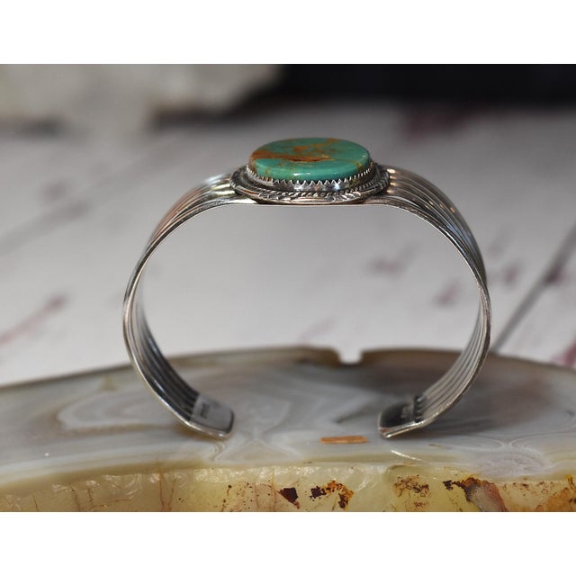 Metal Vintage Native American Navajo Begay Sterling Silver Turquoise Cuff Bracelet For Sale - Image 7 of 18