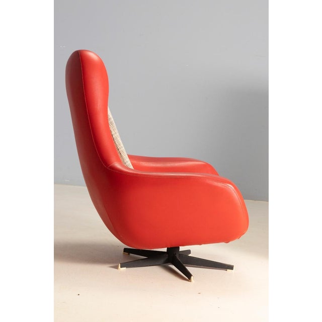 Vintage Czechoslovakian Lounge Chairs, 1970s, Set of 2 For Sale - Image 3 of 6