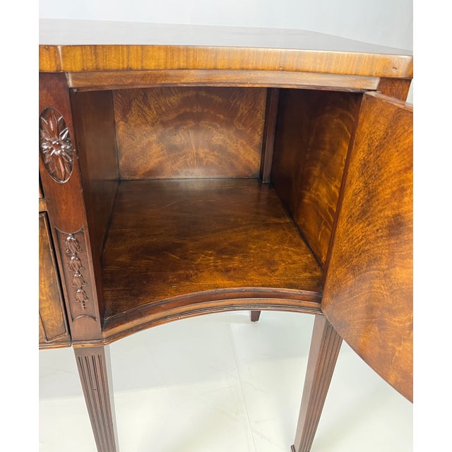 Early 20th Century Theodore Alexander "Althorp Living History" Sheraton Style Serpentine Sideboard For Sale - Image 14 of 18