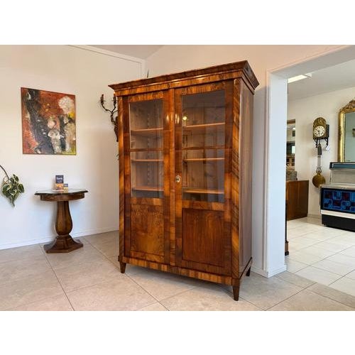 Antique Biedermeier Display Cabinet in Walnut For Sale - Image 4 of 10