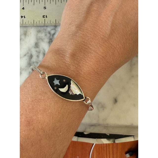 Sterling silver Black, Abalone Shell Bracelet. With hook clasp.