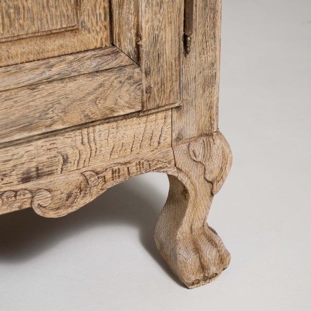 Louis XIV Oak Vitrine, Baroque Style, France, 19th Century For Sale - Image 14 of 16