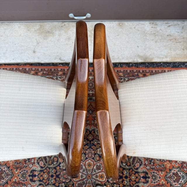 Vintage Thomasville Winston Court Collection Queen Anne Solid Cherry Dining Chairs - A Pair (B) For Sale In Philadelphia - Image 6 of 15