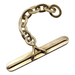 Late 19th Century 14k Gold Victorian T-Bar With Oval Chain Link Extension For Sale