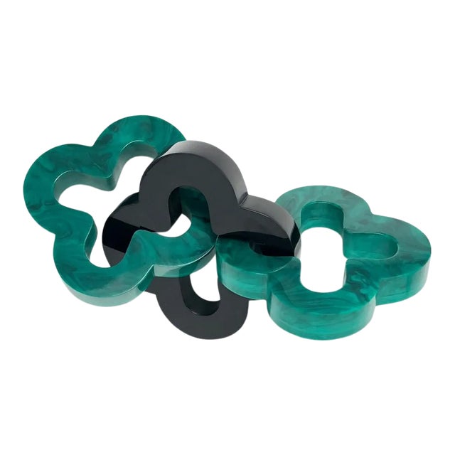 Malachite and Black Resin Chain Link Decor For Sale