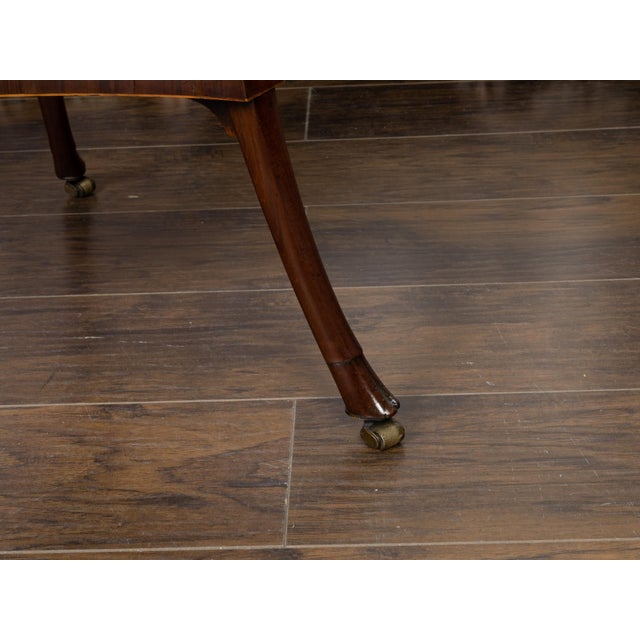 English Regency Period 1820s Mahogany Guéridon Table with Pie Crust Tray Top For Sale - Image 9 of 9