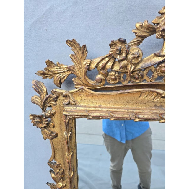 1940s French Carved Giltwood Mirror For Sale - Image 4 of 12