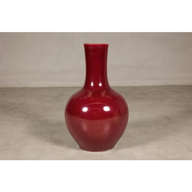 Vintage Chinese Oxblood Porcelain Vase with Long Neck and Baluster Form For Sale - Image 9 of 16