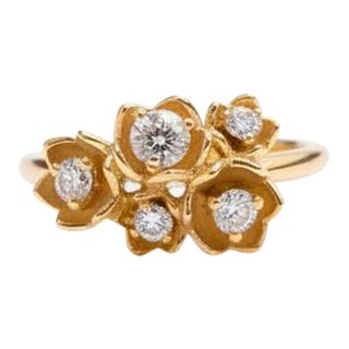 14k Gold Blossom Flower Ring, Size 8 For Sale