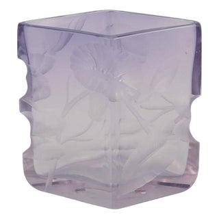 Bohemian Art Deco Art Glass Vase in Purple Art Glass with Floral Motifs, 1930s For Sale