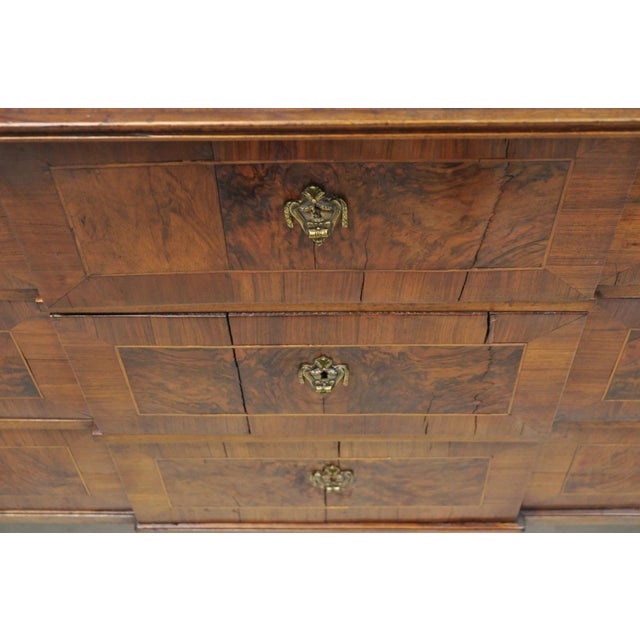 Antique Italian Biedermeier Burr Walnut 3 Drawer Commode Dresser Chest of Drawer For Sale - Image 11 of 18