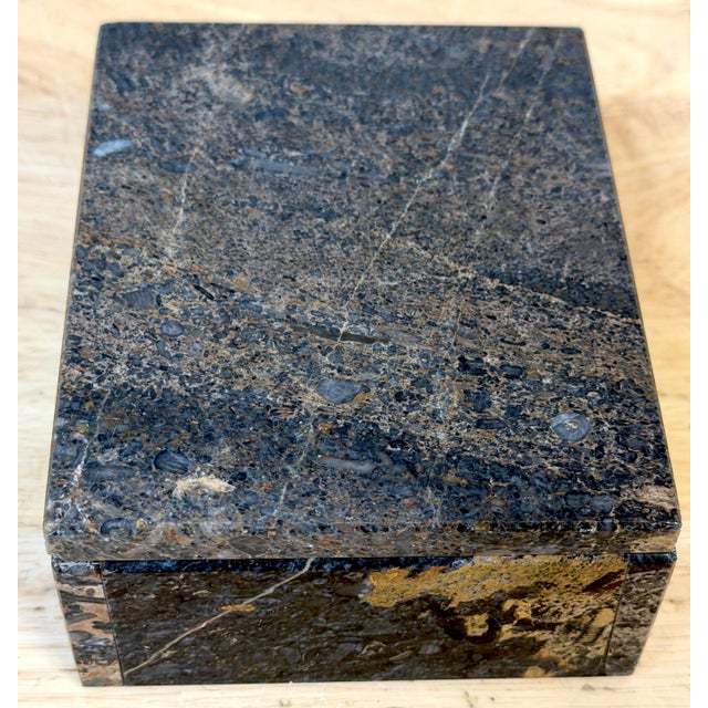 Italian Fossil Marble (Lumachella) Specimen Stone Box, Circa 1960s For Sale - Image 4 of 9