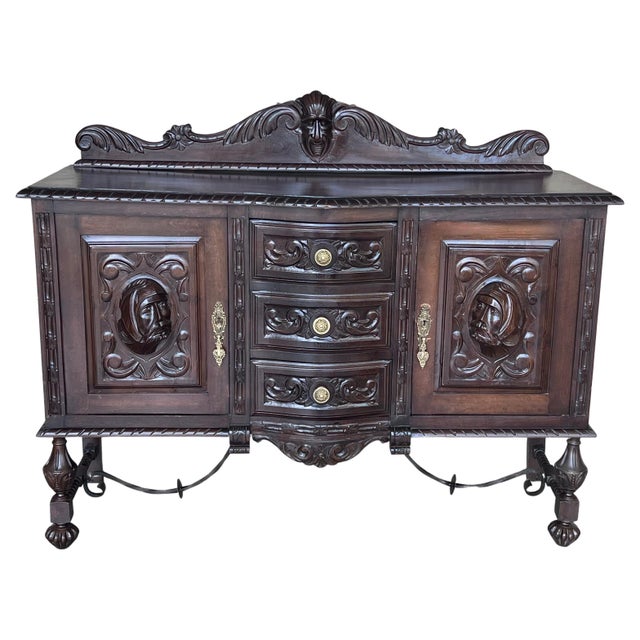 Late 19th Century Renaissance Spanish Buffet with Two Doors, Three Drawers For Sale - Image 15 of 18