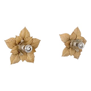 Vintage Flower Wall Sconces in Beige Painted Metal, France, 1970s, Set of 2 For Sale