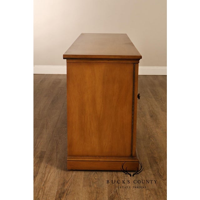 Henredon Mid Century Modern Walnut Sideboard For Sale - Image 15 of 18