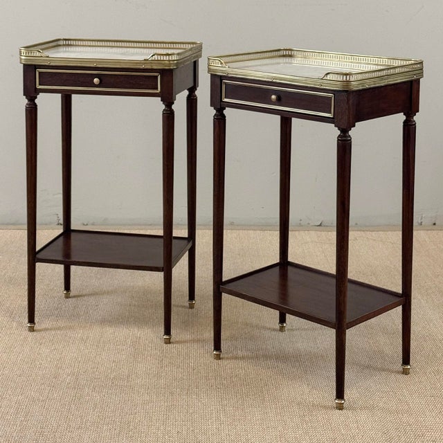 Pair of Antique French Louis XVI Mahogany End Tables With Carrara Marble Tops For Sale - Image 4 of 18