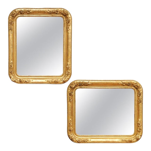 19th Century French Louis Philippe Giltwood Mirror With Floral Relief Décor For Sale