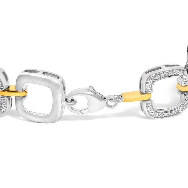 Immerse yourself in the subtle elegance of this .925 Sterling Silver Bracelet, where craftsmanship meets graceful design...